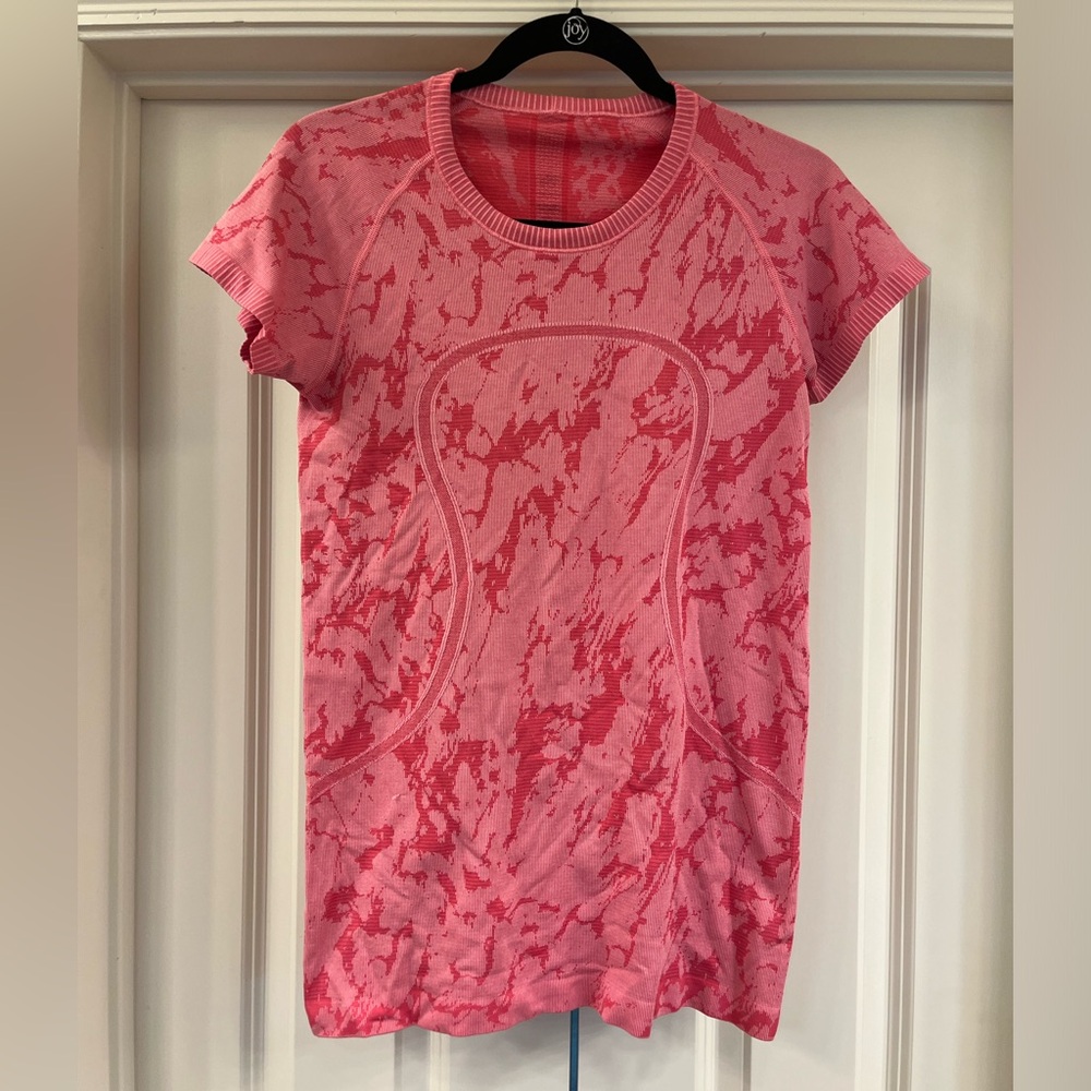 Lululemon short sleeve